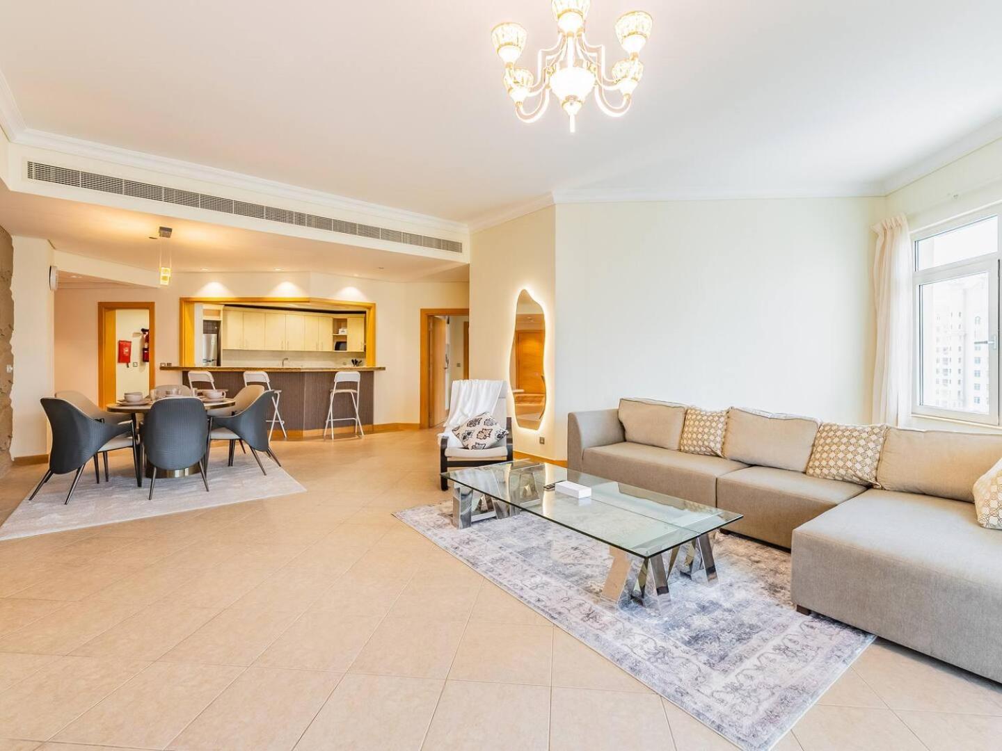 Apartment Palm Jumeriah - 4 Bedroom - Beachfront Living *